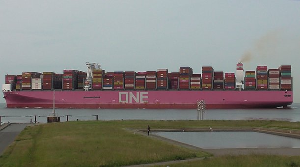 Una Innovación, Barco Mercante