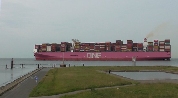 Una Innovación, Barco Mercante