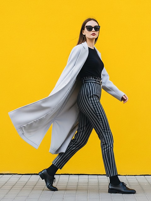 Free Woman Model illustration and picture