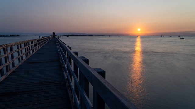Free Vecchio Faro Di Lignano Italian photo and picture