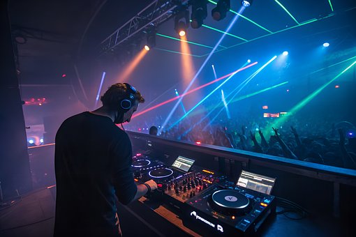 Realistisk Dj-Boks, Natklubfest