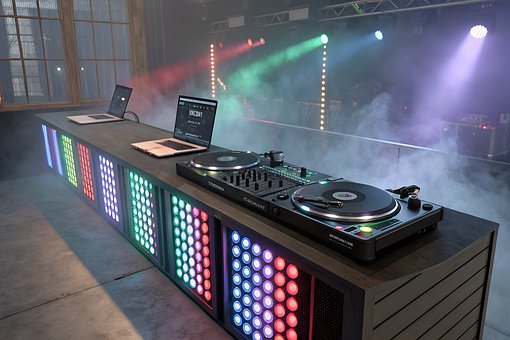Dj Stand, Klub Dj, Elektronisk Kultur
