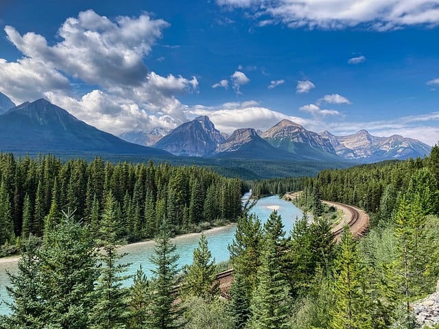 Free Canadian Rockies Banff National Park photo and picture