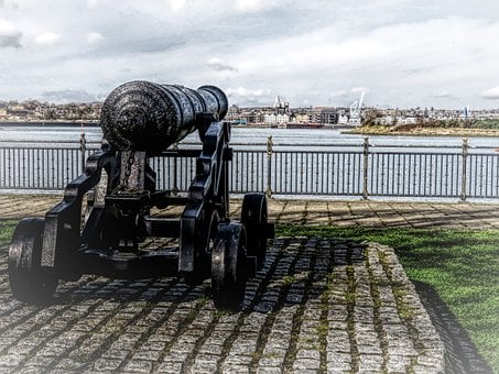 Free Gun Weapon photo and picture
