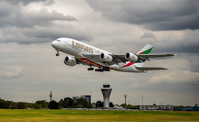 Free Emirates Dubai photo and picture