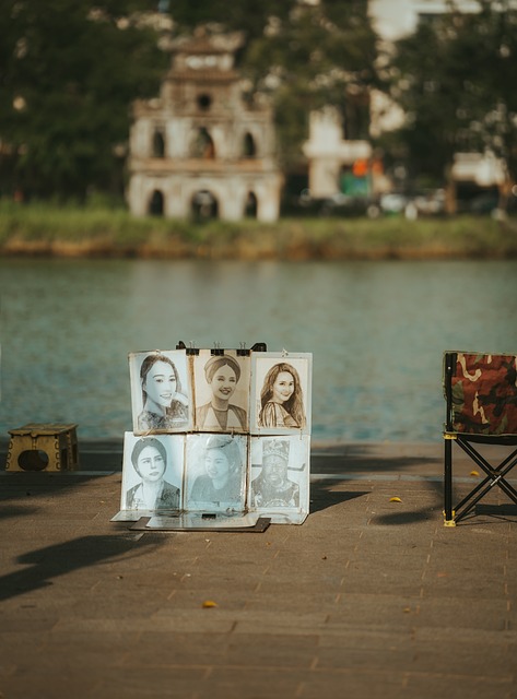 Free Draw Artist photo and picture