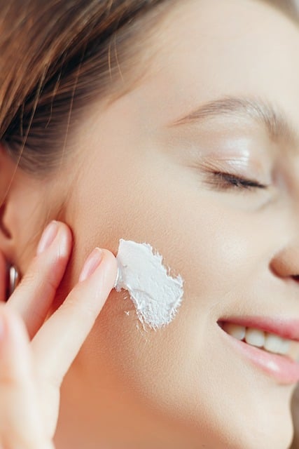 Free Cream Face photo and picture