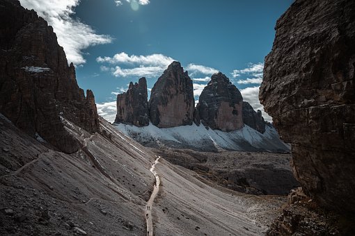 Free Three Peaks Italy photo and picture