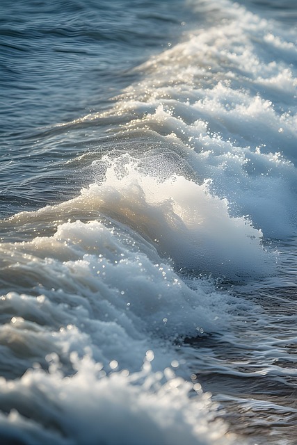 Free Ocean Waves Wallpaper illustration and picture