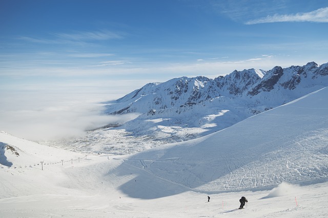 Free Ski Mountains photo and picture