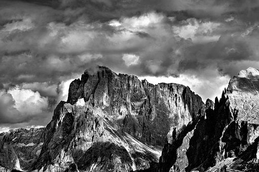 Free Mountains Clouds photo and picture