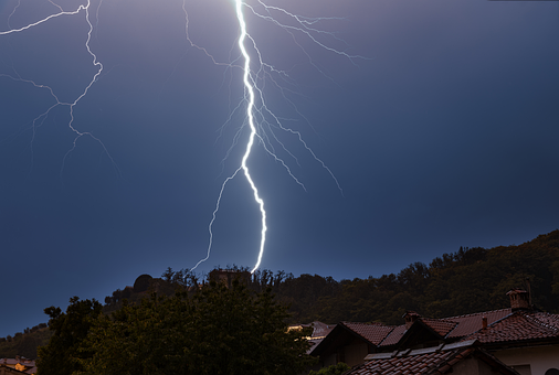 Free Lightning Storm illustration and picture