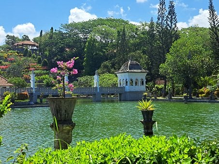 Bali, Indonesia, Taman Ujung, Vannpalass