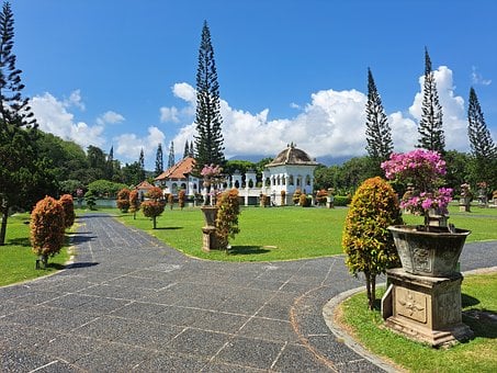 Bali, Indonesia, Taman Ujung, Vannpalass