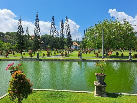 Bali, Indonesia, Taman Ujung, Vannpalass