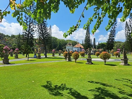 Bali, Indonesia, Taman Ujung, Vannpalass
