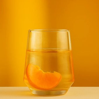 Goldenes Wasserglas-Set