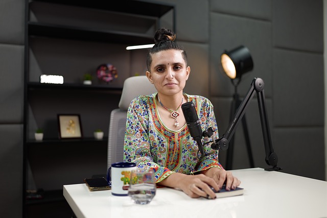 Podcast, Studio, Žena, Mikrofon, Zvuk