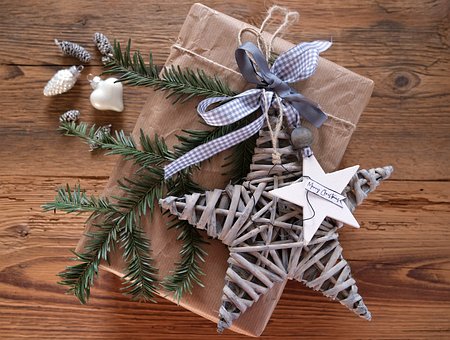 Weihnachten, Weihnachtszeit, Geschenk
