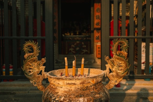 Free Incense Burner Dragon Sculpture photo and picture