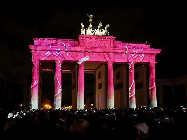 Free Berlin Brandenburg Gate photo and picture
