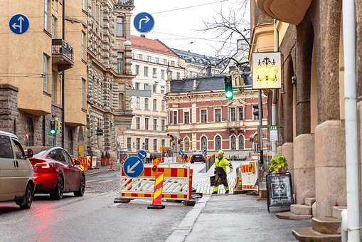 Construcción, Renovación, La Carretera