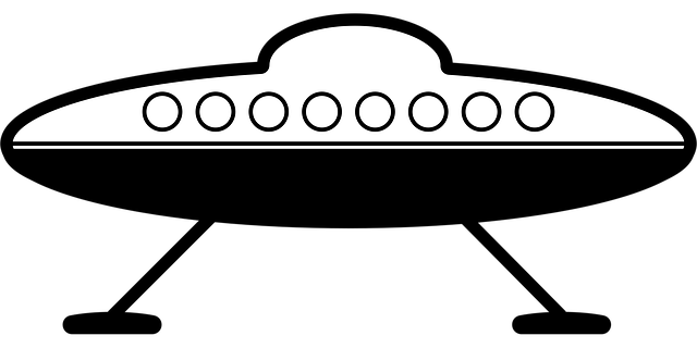 Free alien ufo spaceship vector