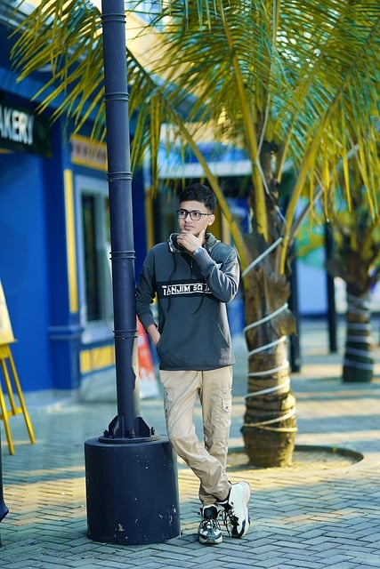 Menino Bonito Bangladeshi, Menino Bonito