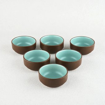 Braun-Blaue Schüssel