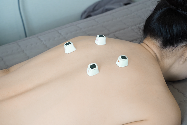 kwellness, traditionalmedicine, koreanmedicineclinic, nikom, acupuncture, kheritagehealth, pulsediagnosis, wellnessclinic, moxibustion, cuppingtherapy