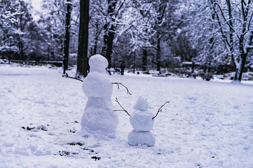 Free Snowman Family photo and picture