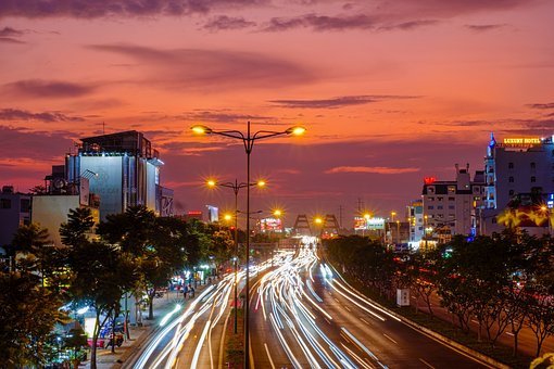 Noite Cidade, Trilhas De Faróis