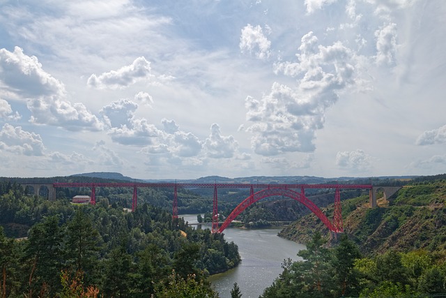 Free Viaduct Garabit photo and picture