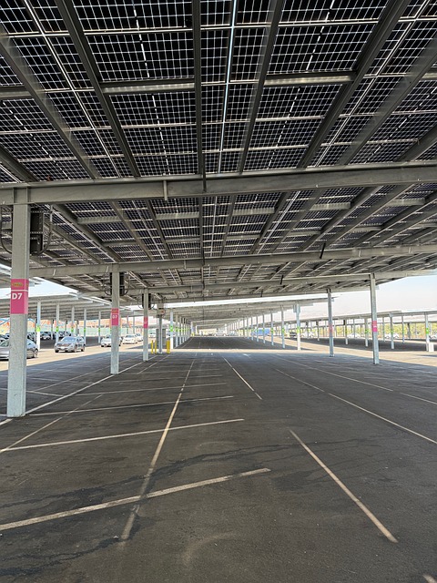 Solcellepanel, Toveis, Parkering, Tak