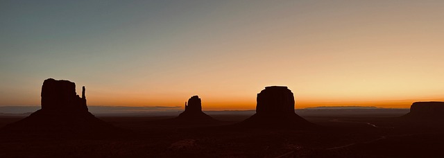 Free Monument Valley Navajo photo and picture