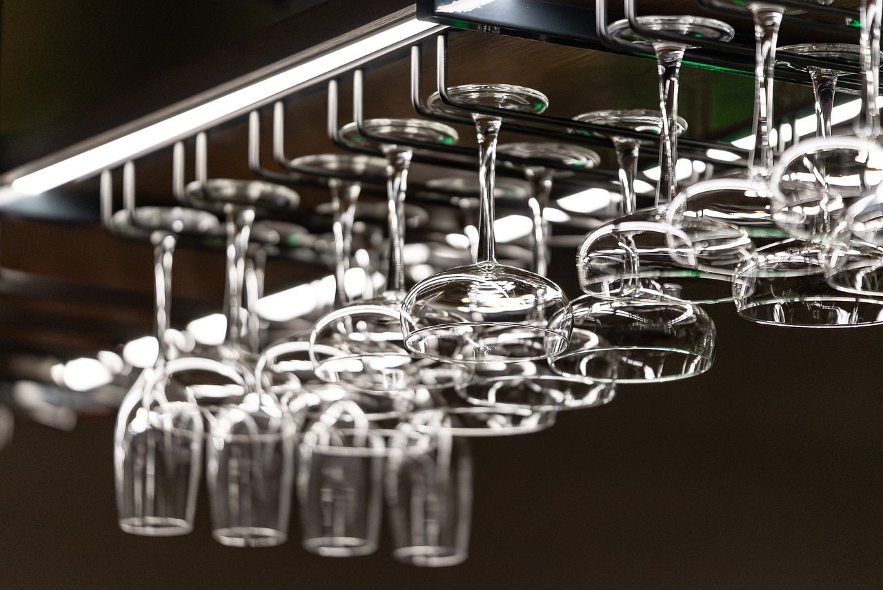 kitchen, glass, bar, restaurant, rack, wine, drink, empty, arrange