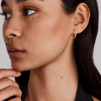Free Diamond Earrings Earrings photo and picture