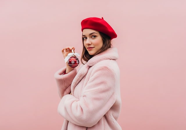 Free woman pink faux fur illustration