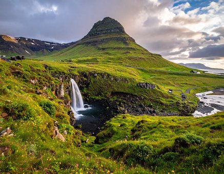 Free Landscape Moutains photo and picture