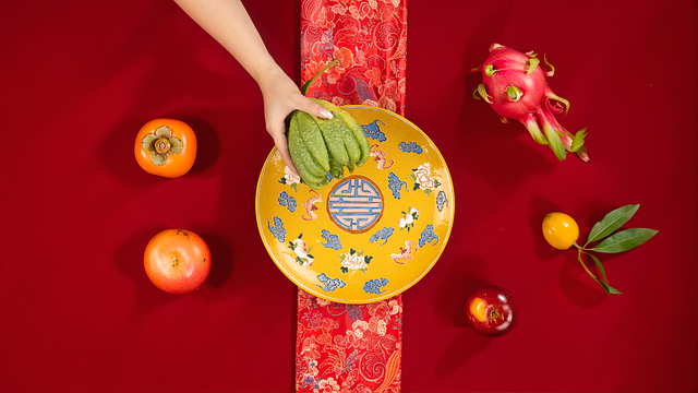 Free Tray Royal Dragon photo and picture