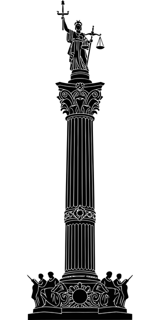 Dame Gerechtigkeit, Säule, Statue, Waage