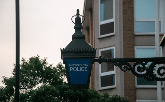 Free Met Police Police Lantern photo and picture