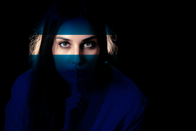 Free woman silence secret illustration