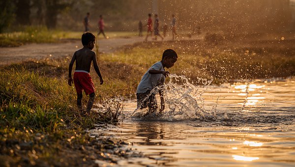Kinderen, Rivier, Spelen, Water, Zomer