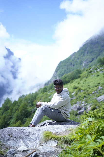 Free Valley Of Flowers Uttarakhand photo and picture