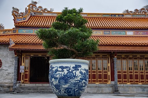 Vietnam, Hučal, Cisársky Palác, Bonsai