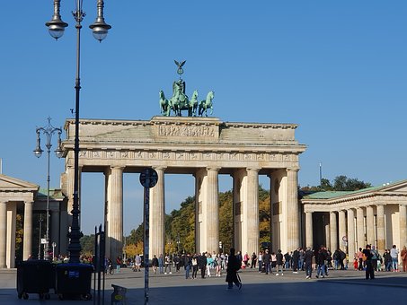 Free Brandenburgertohr Berlin photo and picture