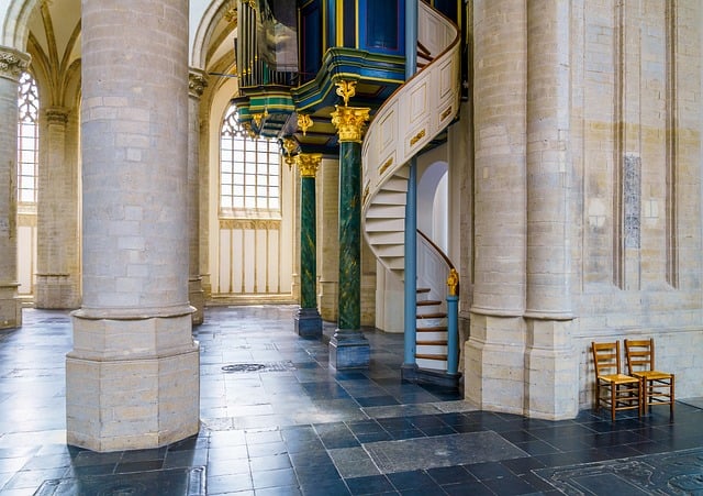 Interiør, Kirke, Arkitektur, Trappe