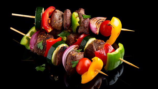 Espetinhos De Carne Grelhada Suculentos