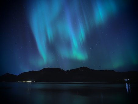Free Northern Lights Aurora Borealis photo and picture